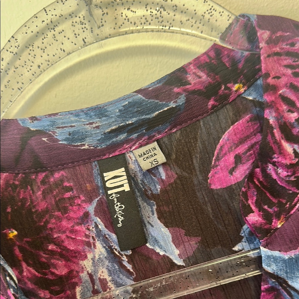 Kut from the Kloth Sz XS Floral Button-Up Blouse - Picture 5 of 9